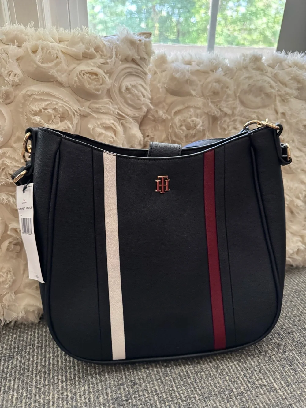 NWT Tommy Hilfiger Black Hobo Shoulder Bag Signature Stripe XW04573– NWT